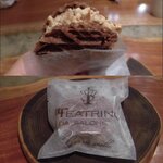 IL TEATRINO DA SALONE - チャルダ コン ジェラート　ヘーゼルナッツ（2022.1）