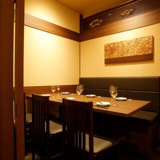 [Private room] All seats are available in private rooms, so there is no need to worry about coming into contact with other groups.