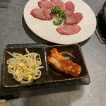 Yakiniku Ushimitsu - 