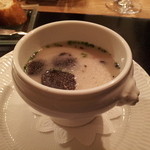 ラ カーブ ド ナガフサ - そば粉のスープ、焼鴨とトリュフを添えて