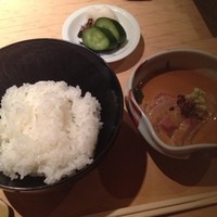 うち山 - 鯛の胡麻だれ漬け・ご飯・お漬物