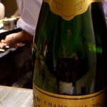 鳥しき - シャトー・ド・ブリニ