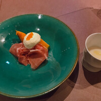 スミレオオサカ - 