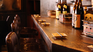 魅惑の七輪 らんまん - カウンター