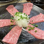 炭火焼肉 やまもと - 