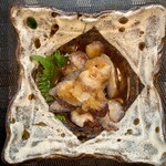 寿司倶楽部 一粋 - 赤ナマコ