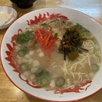 ほていや - 替え玉と高菜と紅生姜INで2杯目完成(笑)