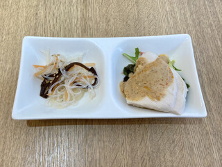 Tenshin Chuubou Toufa - ランチの小菜２種