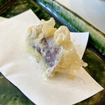 料理屋くおん - 天ぷら盛り合わせ(半分に切ってくれました)