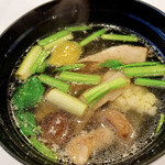 料理屋くおん - 椀物　比内地鶏やったかな？( ・∇・)