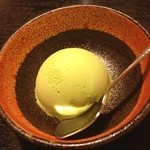 Maruhachi - 抹茶アイス