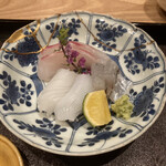 茜坂大沼 - お造り・明石産天然真鯛 ・ 三重県産アオリイカ ・ 松輪産サヨリ 　サヨリってこんなに美味しい食べ物だったんだ～！と感激♪