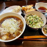 Feriche Rinku - 肉そば(冷)、だしご飯、鶏の天ぷら、ちくわの天ぷら