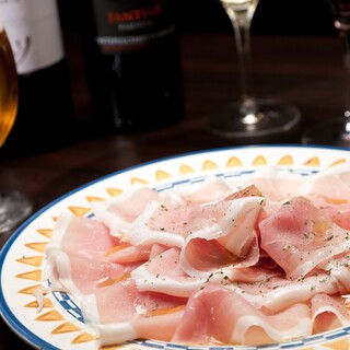 生ハム食べ放題 アンゴロ_1