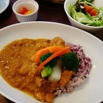 カフェ クオーネ - チキンカレー（ランチ）