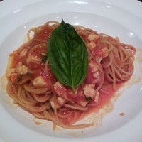  ラ･ベットラ･ダ･オチアイ イケブクロ - トマトとモッツァレラのパスタ