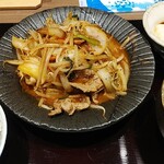 南部ビストロ うんめのす - 豚キムチ定食880円○