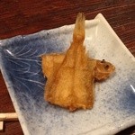 肴家 まこと - お通しは笹ガレイ