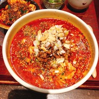 中華旬彩 森本 - 坦々麺アップ