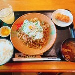 焼そば家 こう - ソース焼きそば定食