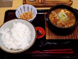 Shuho rakuda - 煮込み定食