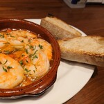 trattoria MACCHERONI - 海老のアヒージョ
