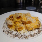 trattoria MACCHERONI - 辛ボナーラのリガトーニ