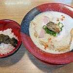 ラーメン おこじょ - 牡蠣の燻製ポタージュ＋肝バターご飯