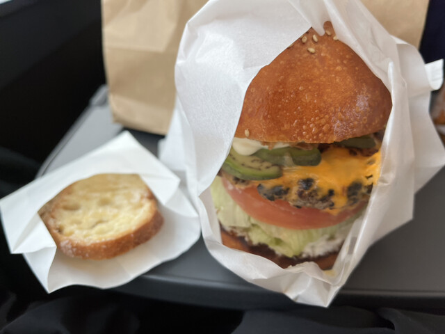 ラッキー スマイル （Lucky Smile） - 七日町/ハンバーガー | 食べログ