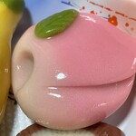 久栄堂菓子舗 - 『お雛菓子』の桃