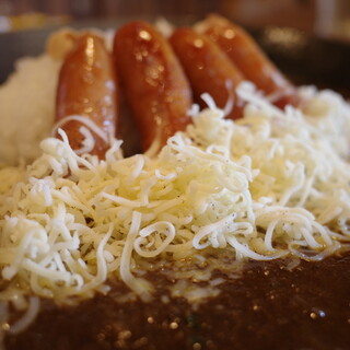 月夜のライオン_1