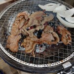 Shichirin Yakiniku Anan - 焼けています。