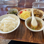 輝龍飯店 - 