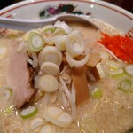 東京屋台らーめん 翔竜 - 翔竜麺（とんこつ）