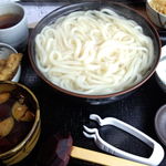 本格手打うどん 大河 - 鶏そぼろと茄子のつけめんの湯だめ（特特盛り）＋鶏天２本