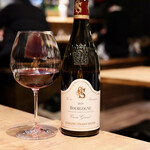 餃子とスパークリング バブルス - ジェラール セガン ブルゴーニュ