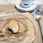 La Brianza - きな粉ティラミス。きな粉とカラメルソースで黒蜜きなこのような雰囲気になるの、ふんわりミルキーなティラミスが一段と美味しくなったわ〜