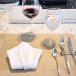 La Brianza - タキシードのナプキン畳みオシャレ♪ 少しずつ陽気が暖かくなってきましたね〜