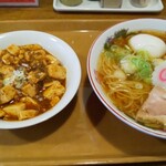 Chuukasoba Mugi - 中華そば+サービス煮卵 麻婆飯