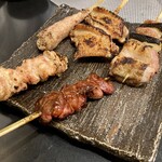 横浜天下鳥 - 選べる炭火焼きコース　つくね・手羽先・ねぎま＋かしら・レバー