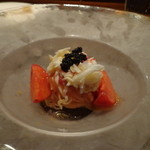 クッチーナ イタリアーナ ガッルーラ - タラバガニと静岡産フルーツトマトのカッペリーニ。森岡シェフの、フルーツトマトを使ったカッペリーニと、バジルの効いたカッポンマーグロ（魚介サラダジェノバ風）は、いつ食べてもとにかく美味しいです。