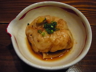 Aun Oshokujidokoro - お通しは豆腐を茶巾風に包んで蒸したもの