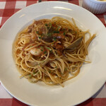 Trattoria Trenta - 魚介入トマトソースのスパゲティ