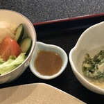 和食処 竜馬 - サラダ　小鉢