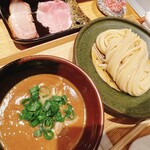 中華蕎麦 とみ田 - 