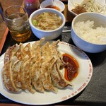 Shisentei - 餃子定食