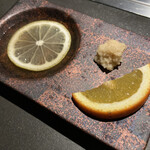 北海道焼肉 北うし - レモン塩タレ、山わさび