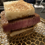 北海道焼肉 北うし - びえい和牛ヒレサンドイッチ