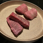 北海道焼肉 北うし - 知床和牛タン、知床和牛ハラミ