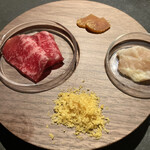 北海道焼肉 北うし - ミノ昆布〆からすみ添え、w自家製セシー・ナからすみ粉掛け